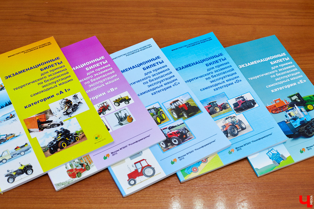 Владимирская «Академия Профессионалов» - проект по созданию единого образовательного пространства, за которым стоит хрупкая, но бойкая девушка. В сентябре 2021 года Анна Егорова открыла учебный центр, призванный обеспечить доступное и качественное образование всем совершеннолетним желающим и открывающий возможности карьерного роста даже в непростые для страны времена.