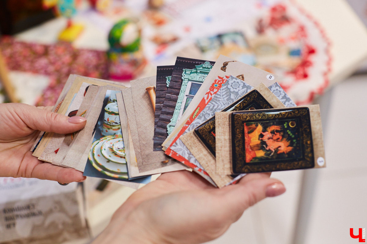 Викторина ремесел или «Мемо» без мемов? Знакомимся с первым в стране сборником аутентичных настольных игр, кропотливо проработанным областным Клубом мастеров. Где играть, во что играть, зачем играть – читайте в материале!