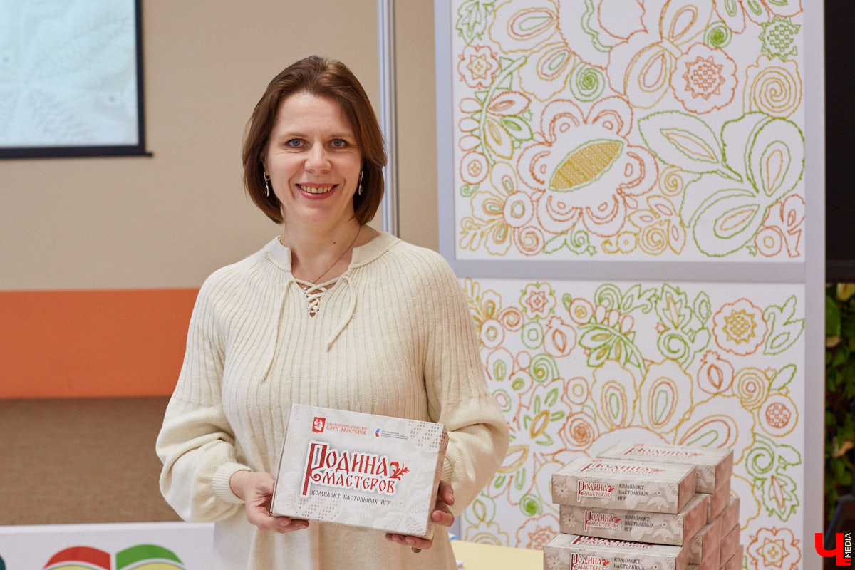 Викторина ремесел или «Мемо» без мемов? Знакомимся с первым в стране сборником аутентичных настольных игр, кропотливо проработанным областным Клубом мастеров. Где играть, во что играть, зачем играть – читайте в материале!