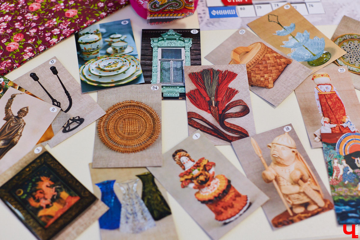 Викторина ремесел или «Мемо» без мемов? Знакомимся с первым в стране сборником аутентичных настольных игр, кропотливо проработанным областным Клубом мастеров. Где играть, во что играть, зачем играть – читайте в материале!