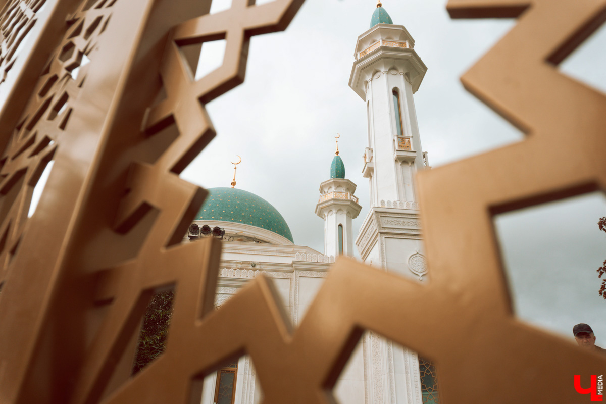 Путешествия по России с кешбэком до 20 тысяч рублей и отмена налогов для владельцев гостиниц – первые значительные нововведения туризма-2022, рассчитанные на улучшение инфраструктуры путешественников.