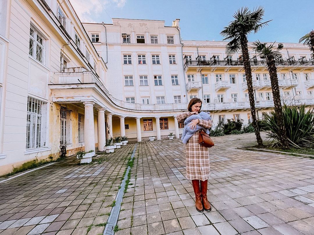 Сегодня день, когда работа «Инстаграма» в РФ остановилась. Нет, Земля, конечно, вращаться не перестала. И все же для многих событие знаковое. Закончилась целая веха жизни. Как владимирцы с ней попрощались? Успели до блокировки собрать обзор.