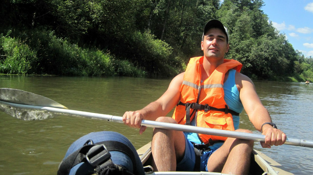 Специалисты говорят, что отдых с палатками в этом году будет особенно популярен. И тут важно правильно определиться с местом для кемпинга. Где можно разбивать бивуак и разводить костры, определила специальная комиссия. А местные путешественники со стажем дали несколько дельных советов.