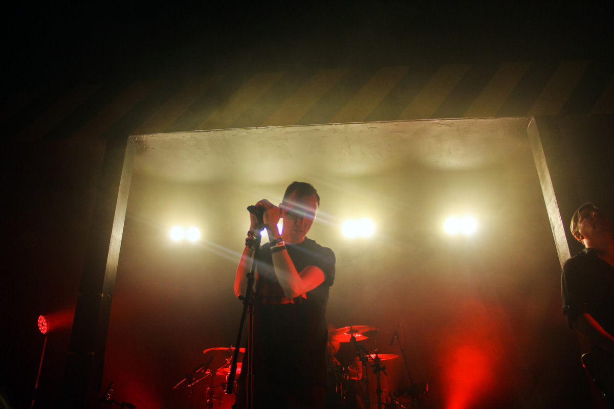 Уфимская группа Lumen – настоящие старожилы российской рок-сцены. Все это время команда во главе с солистом Рустемом Булатовым верна раз и навсегда обозначенным принципам: жёсткая альтернатива, остросоциальные тексты, активная гражданская позиция, а также искренность и последовательность во всем: в каждом слове, в каждом звуке, в каждом высказывании.