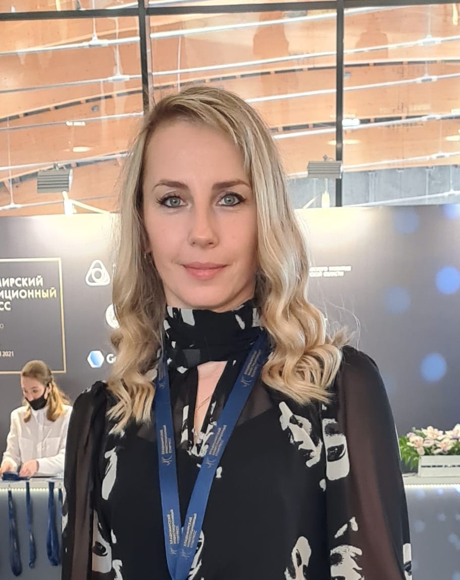 Пока одни закупаются впрок, другие ищут возможность вложить деньги, тем самым увеличив капитал при шатком курсе рубля, разбираются с кредитными ставками, готовят бизнес к марш-броску. Разбираемся с владимирскими экспертами, как с учетом нынешних реалий выбрать экономически верную манеру поведения.