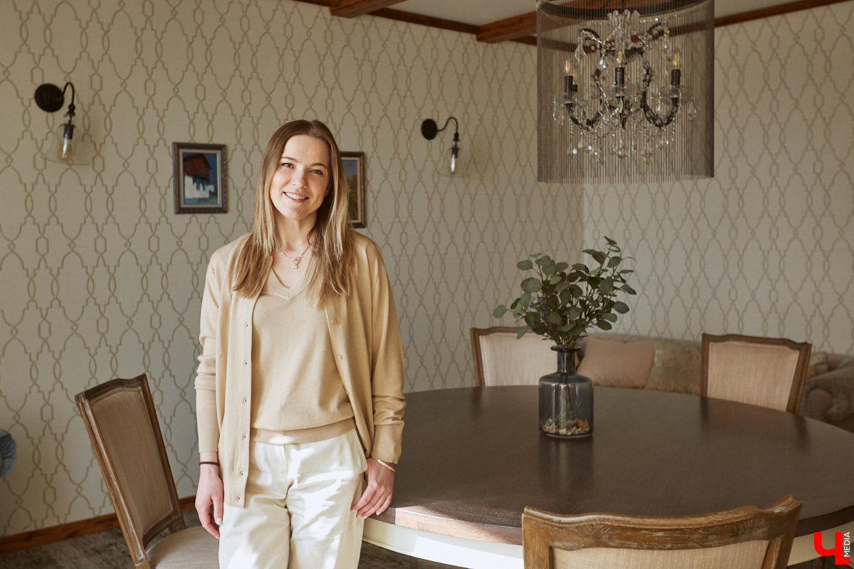 Национальная ассоциация кулинаров готова создать меню для российских ресторанов фаст-фуда, которые придут на смену McDonald’s, заявила ее новый президент Анна Жукова. Она рассказала «Ключ-Медиа» об этой идее, будущем гастрономии и миссии профессиональных поваров.