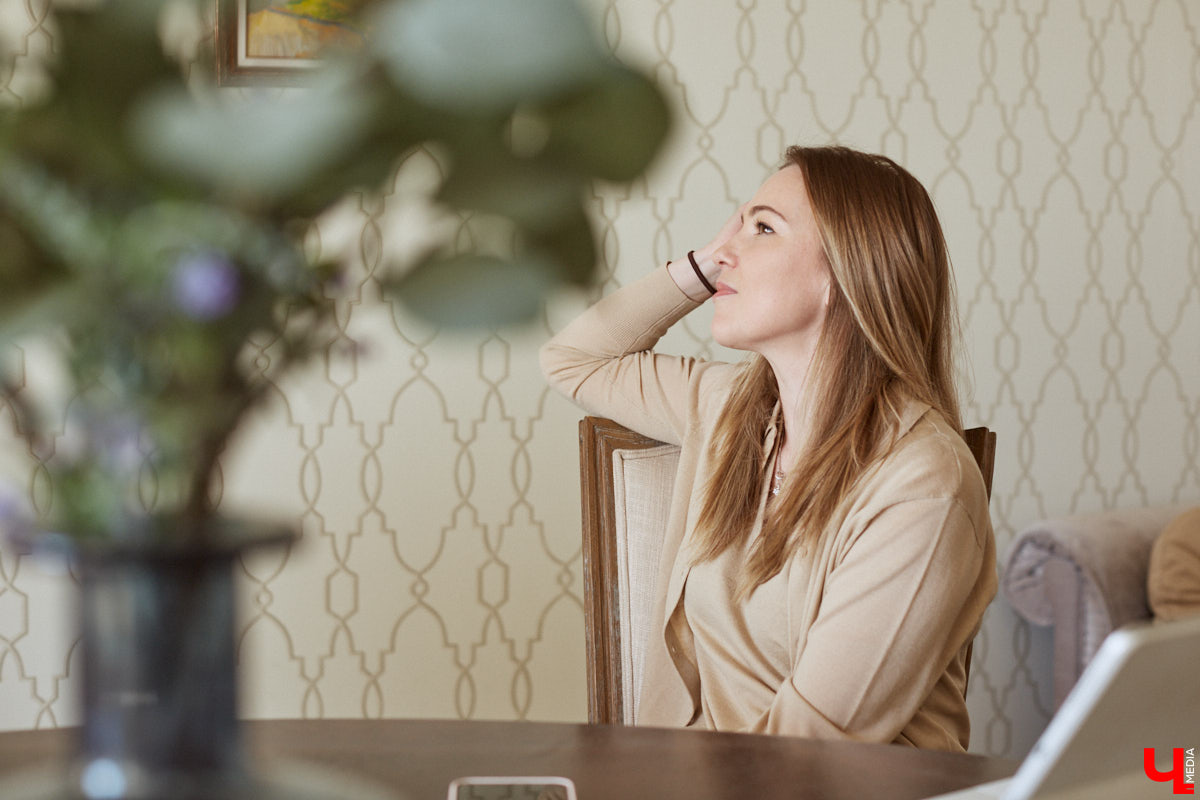 Национальная ассоциация кулинаров готова создать меню для российских ресторанов фаст-фуда, которые придут на смену McDonald’s, заявила ее новый президент Анна Жукова. Она рассказала «Ключ-Медиа» об этой идее, будущем гастрономии и миссии профессиональных поваров.