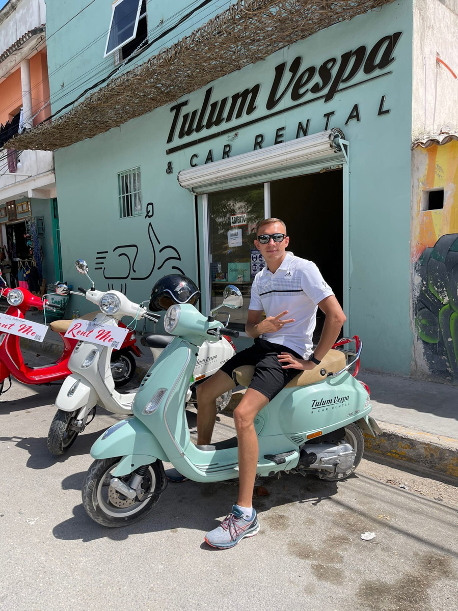 «Нам не повезло оказаться в одном из самых дорогих мест планеты с невкусной едой и ужасным обслуживанием». В компании возлюбленной бизнесмен из Владимира Валентин Пахомов застрял в Мексике почти на два долгих месяца. Теперь он делился лайфхаками, как перенести санкционные удары и вернуться домой.