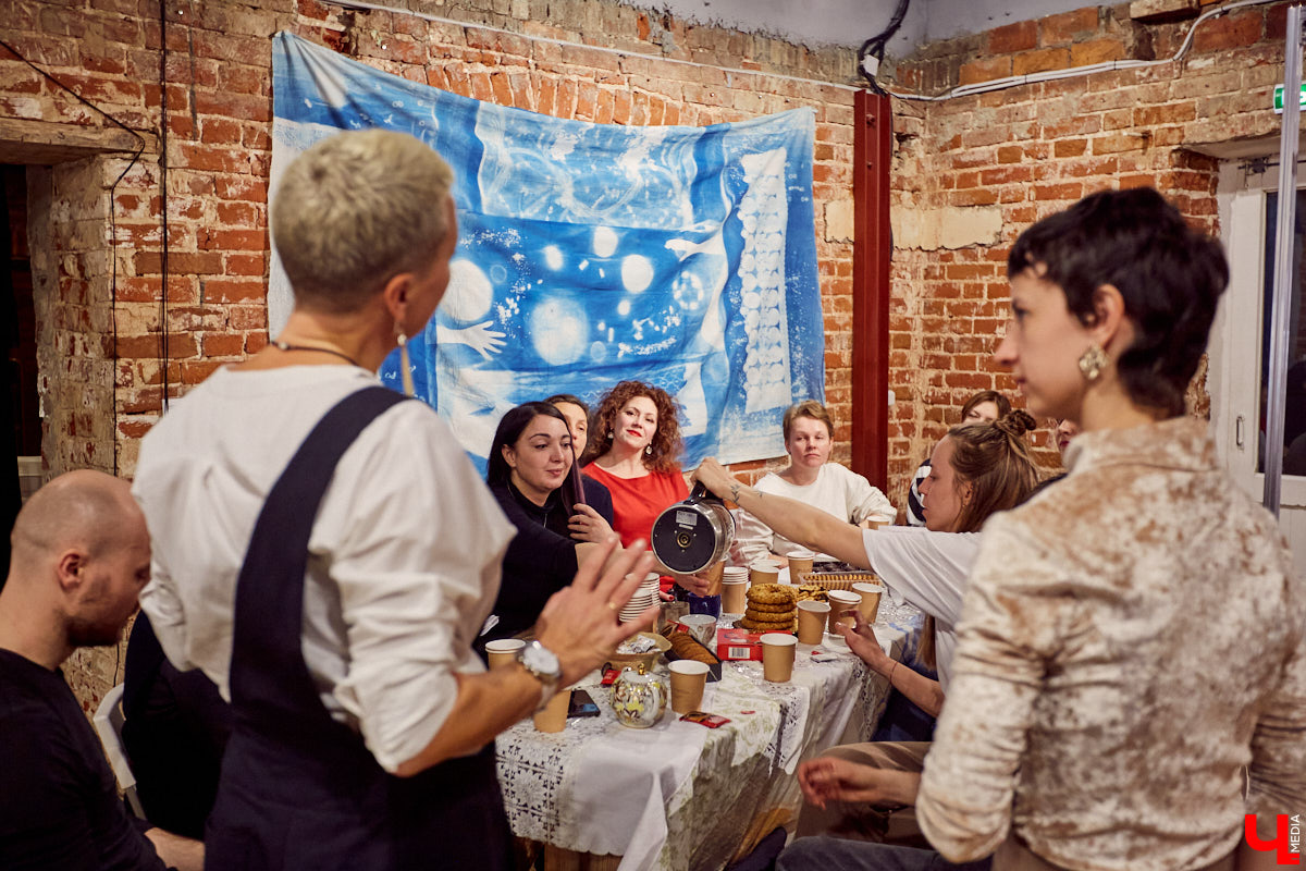 Как сделать возможным «Невозможное застолье», разрушить стены и поймать неуловимые тени? Ищем ответы на выставке современного текстиля.