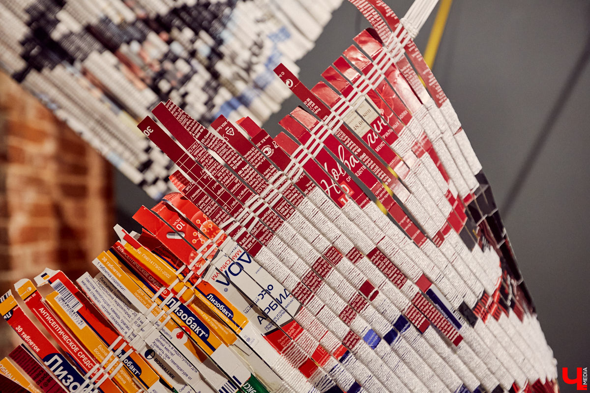 Как сделать возможным «Невозможное застолье», разрушить стены и поймать неуловимые тени? Ищем ответы на выставке современного текстиля.