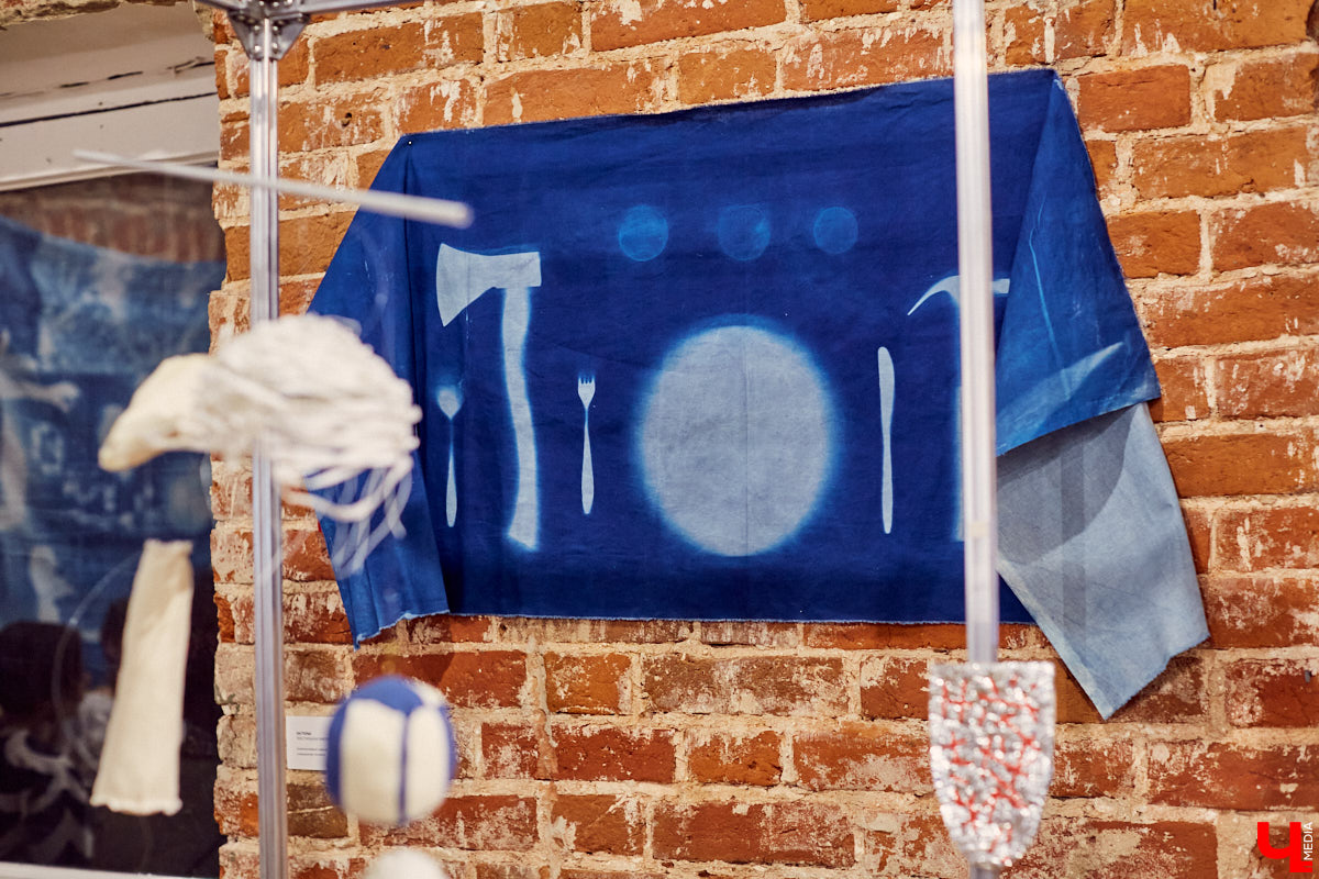 Как сделать возможным «Невозможное застолье», разрушить стены и поймать неуловимые тени? Ищем ответы на выставке современного текстиля.