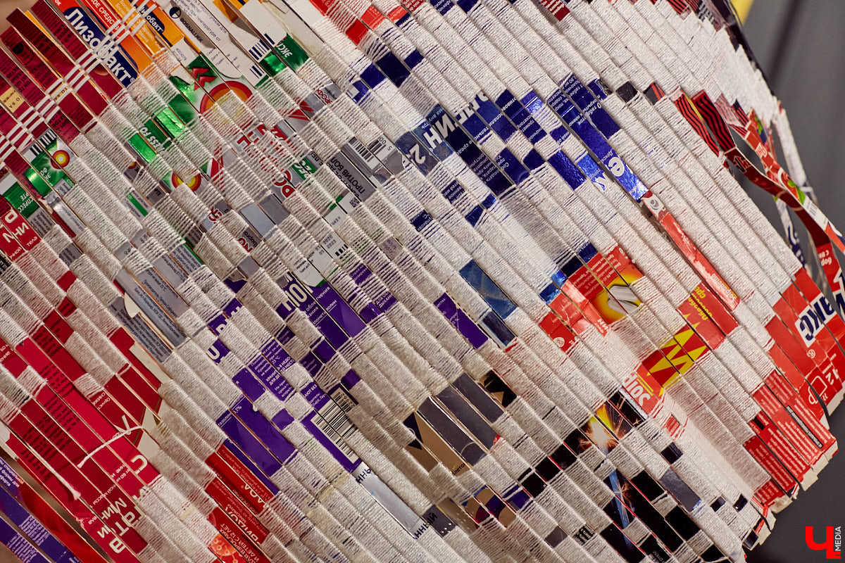 Как сделать возможным «Невозможное застолье», разрушить стены и поймать неуловимые тени? Ищем ответы на выставке современного текстиля.