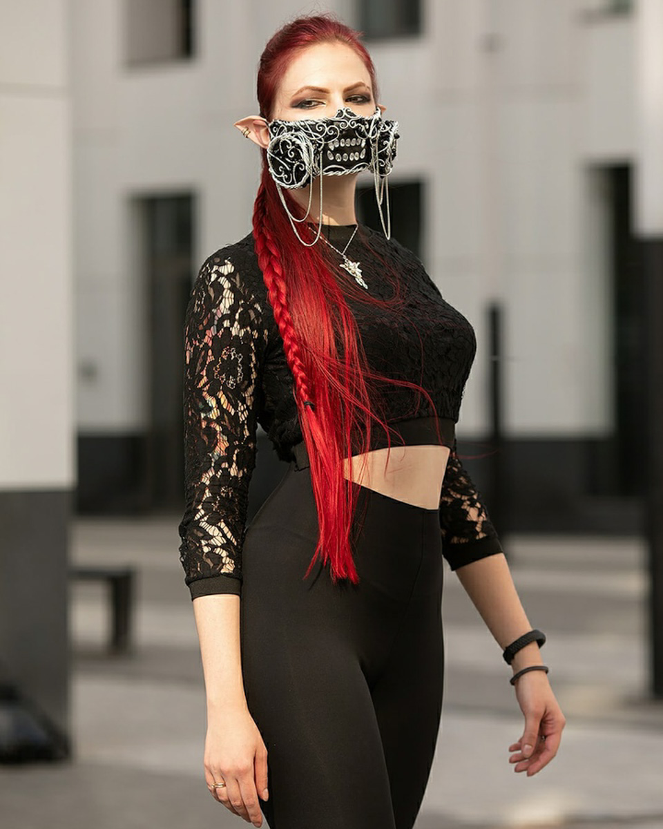 Историк моды и ведущий программы «Модный приговор» Александр Васильев предложил создать новую fashion-основу из российских брендов. Он запустил своеобразный флешмоб в соцсетях и призвал пользователей оставлять в комментариях свои варианты. Среди кандидатов засветились и представители Владимирской области. Кто сможет спасти российскую моду, читайте в материале «Ключ-Медиа».