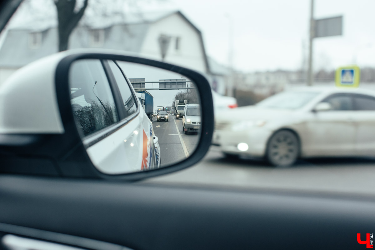 «Открыть турбизнес прямо сейчас» — значит, «подарить своим детям безоблачное будущее»? Обсуждаем рациональность идеи, а также актуальные направления ее реализации с президентом Международной академии туриндустрии Игорем Каверзиным.