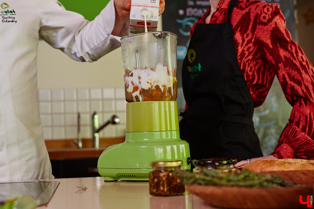 «…науки втянут нас в беду, возьмемтесь лучше за еду». Мы последовали этому совету Хармса вместе с инженером-строителем Ферузой Бакеевой и непревзойденным Дмитрием Орловским!