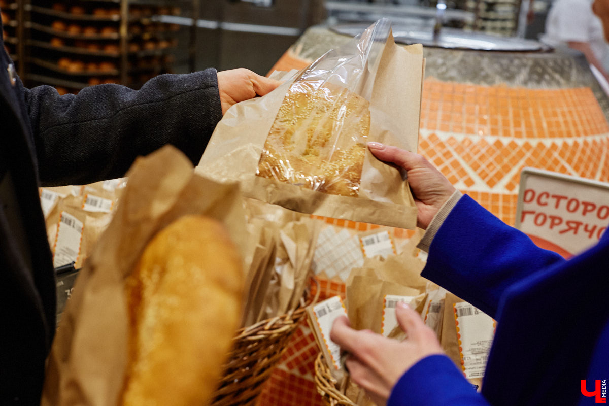 «…науки втянут нас в беду, возьмемтесь лучше за еду». Мы последовали этому совету Хармса вместе с инженером-строителем Ферузой Бакеевой и непревзойденным Дмитрием Орловским!