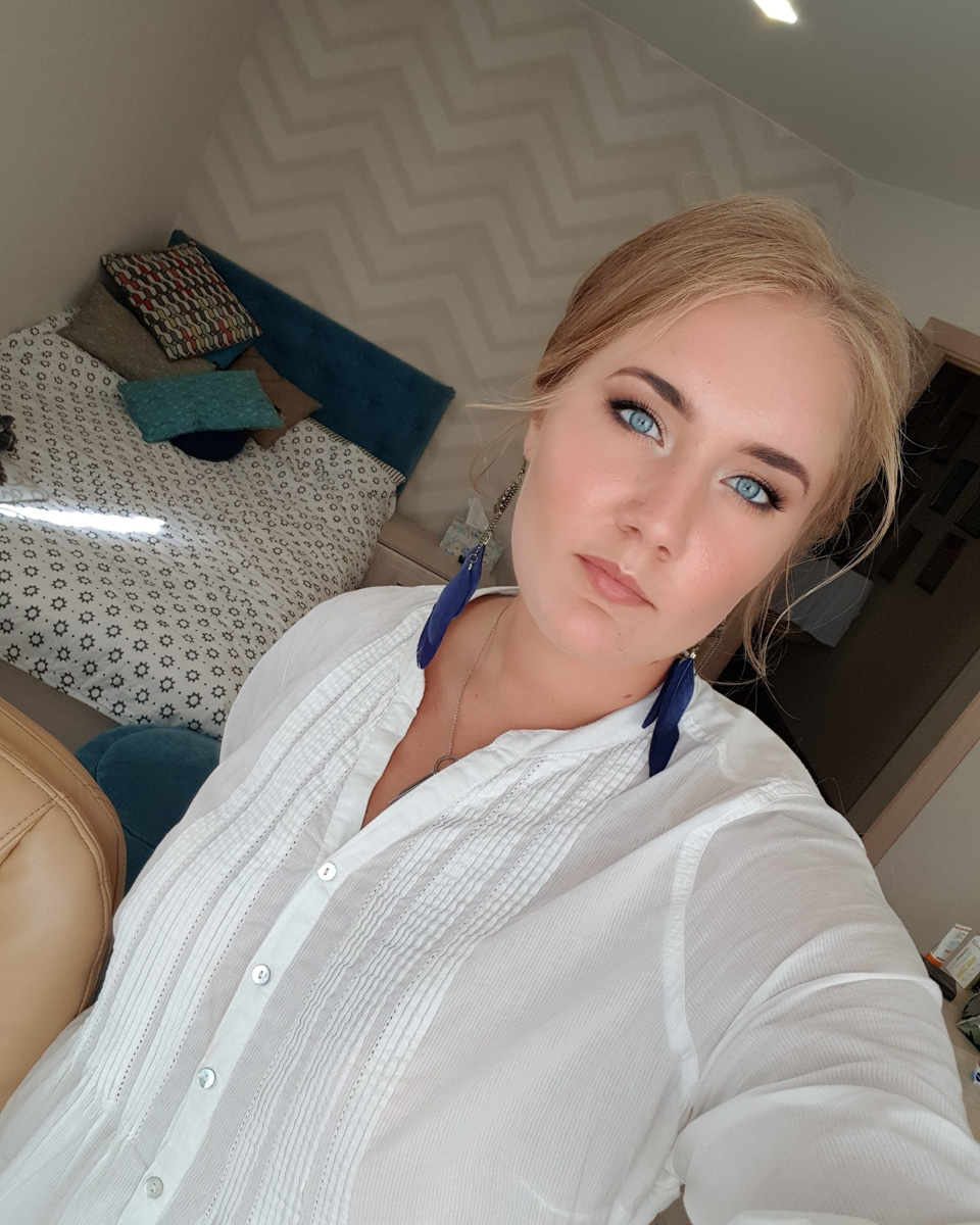 Музыка заряжает, поднимает настроение и конвертирует переживания в танец. Направляем энергию в нужное русло с традиционным творческим обзором от «Ключ-Медиа», незаслуженно забытым в 2022 году. Мы раскаиваемся и наверстываем упущенное, собрав для вас максимально обширный плейлист!