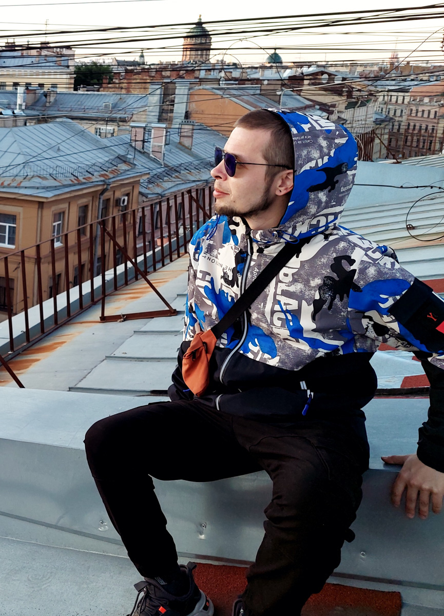 Музыка заряжает, поднимает настроение и конвертирует переживания в танец. Направляем энергию в нужное русло с традиционным творческим обзором от «Ключ-Медиа», незаслуженно забытым в 2022 году. Мы раскаиваемся и наверстываем упущенное, собрав для вас максимально обширный плейлист!