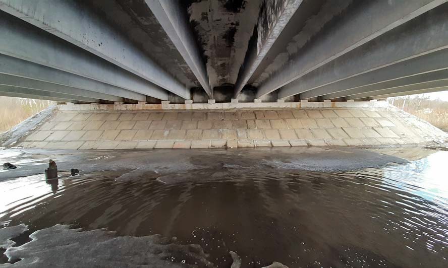 Несмотря на капризы погоды, в областном центре стартует массовый ремонт автомобильных дорог. Изменить планы не в состоянии даже погодный «Армагеддон». Специалисты планируют приступить к работам уже 1 апреля. А тремя днями позже в регионе начнут курсировать четыре новых электропоезда.