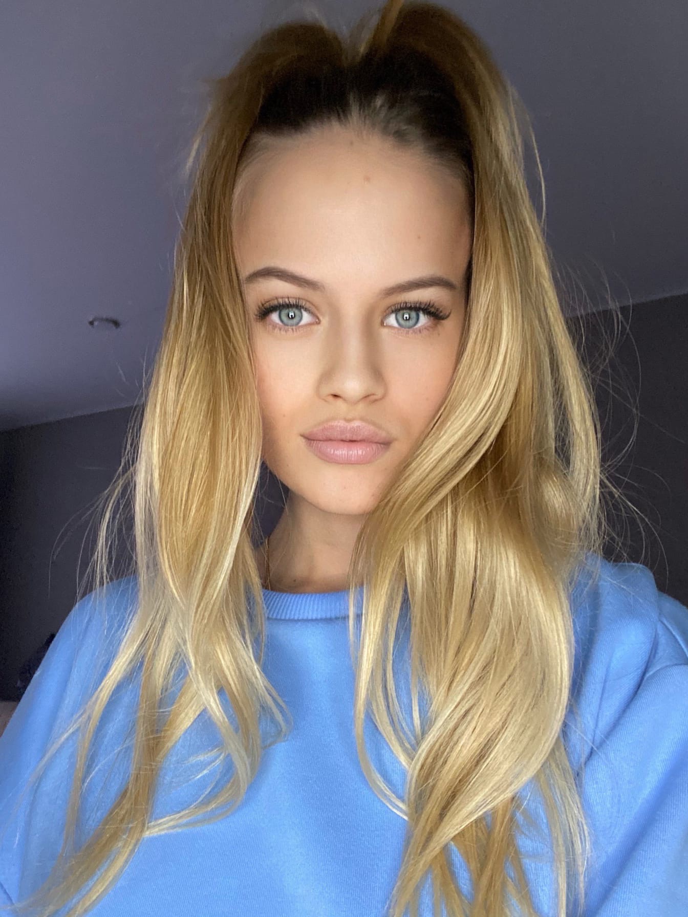 После того как запрещенный в нашей стране Instagram вышел из чата, а TikTok больше не дает загружать новый контент, все заговорили про переход в Telegram и возвращение во «ВКонтакте». Хотя еще в прошлом году в РФ была запущена национальная сеть Yappy, а на днях должен был стартовать и отечественный аналог американской соцсети — «Россграм». Как работают эти онлайн-платформы? И работают ли? Узнали у местных пользователей.