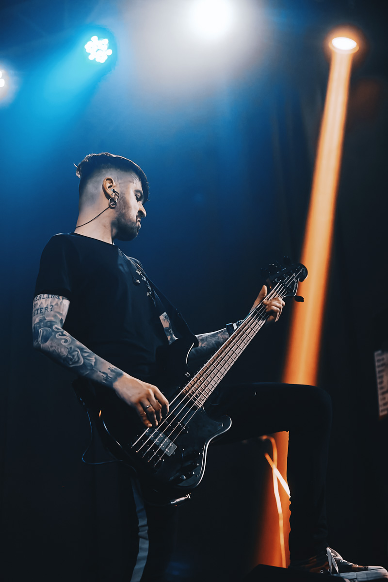 Первого апреля во Владимир с концертом приехала, пожалуй, одна из любимых в нашем городе альтернативных рок-групп «Слот». Их выступление оставило после себя сильные впечатления. «Слот» сегодня не менее злые и жёсткие, чем в эпоху расцвета российской альтернативы.