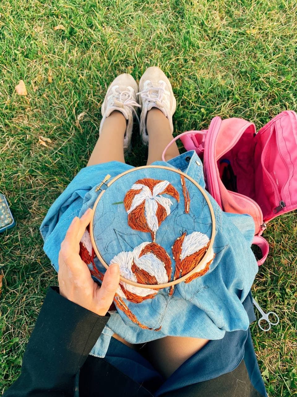 Владимирская рукодельница «рисует» картины с помощью мулине, создавая из ниток портреты известных людей, собственные фото и много другое. Про современную вышивку не для бабушек «Ключ-Медиа» пообщался с Кристиной Кошель.