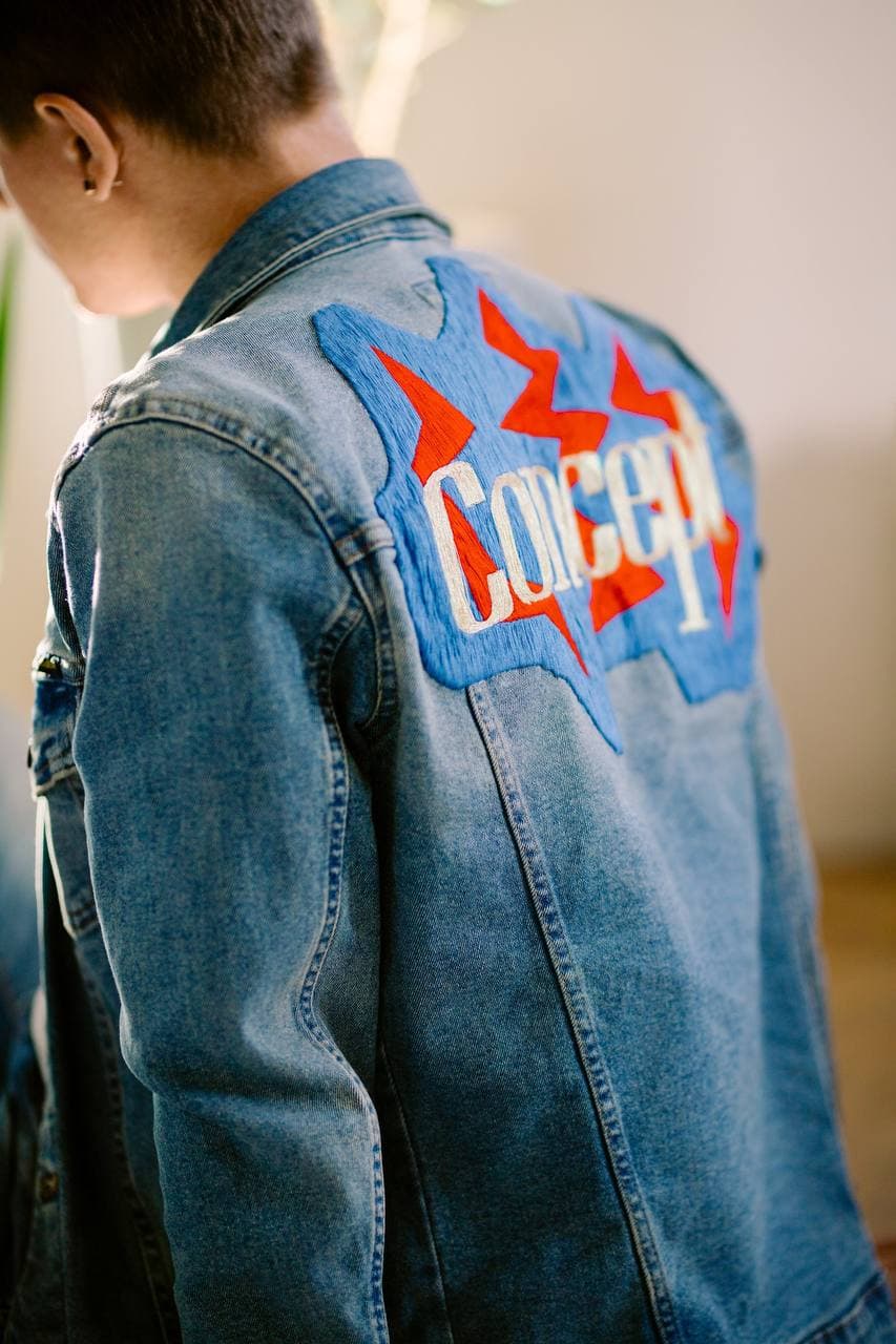 Владимирская рукодельница «рисует» картины с помощью мулине, создавая из ниток портреты известных людей, собственные фото и много другое. Про современную вышивку не для бабушек «Ключ-Медиа» пообщался с Кристиной Кошель.