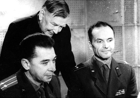 Первому полету человека в космос предшествовали десятилетия напряженной работы, которая продолжается и по сей день. И в освоении Вселенной есть немалая заслуга наших земляков — уроженцев Владимирской области. Давайте сегодня вспомним о них!