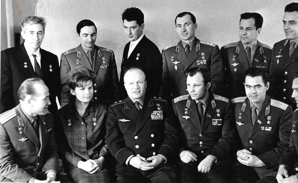 Первому полету человека в космос предшествовали десятилетия напряженной работы, которая продолжается и по сей день. И в освоении Вселенной есть немалая заслуга наших земляков — уроженцев Владимирской области. Давайте сегодня вспомним о них!