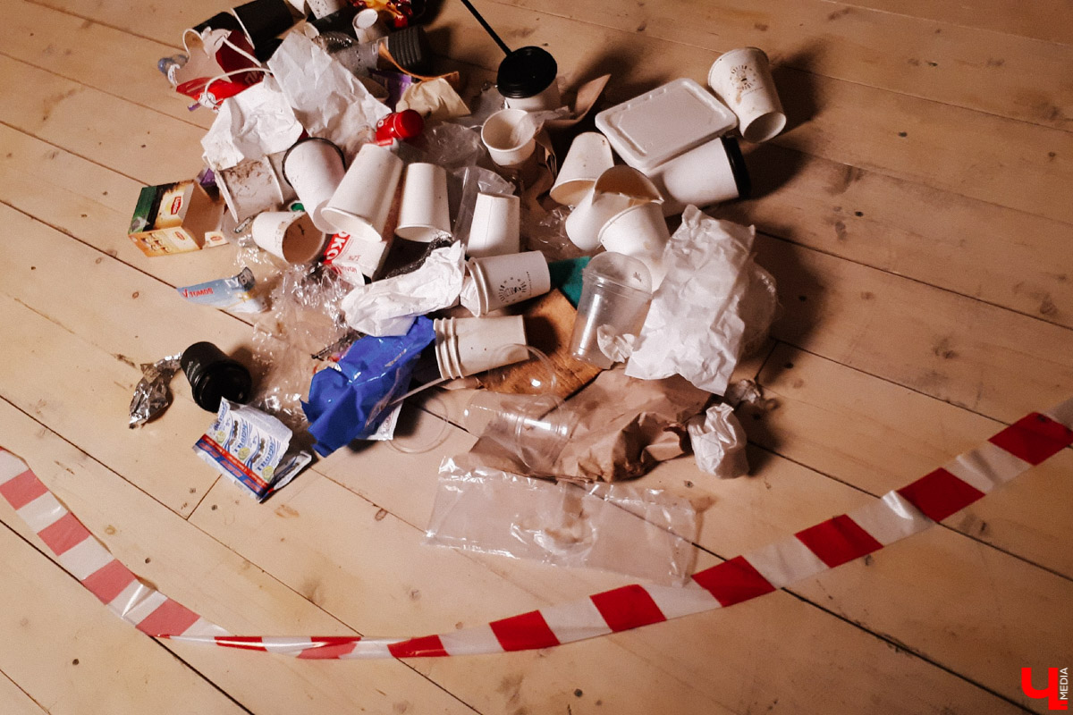 Дефицит многих привычных вещей, наступивший в когда-то благополучном мире потребления, неожиданно изменил многие наши привычки. Некоторые нашли в этом плюсы и перешли на более экологичный образ жизни. О разумном потреблении, модных авоськах, отказе от бумаги, пластиковой посуды и переходе на экокосметику читайте в нашем материале.