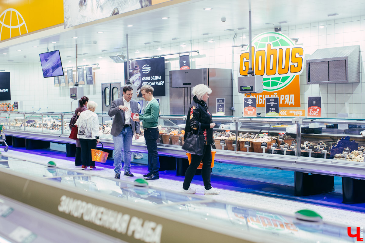 Дефицит многих привычных вещей, наступивший в когда-то благополучном мире потребления, неожиданно изменил многие наши привычки. Некоторые нашли в этом плюсы и перешли на более экологичный образ жизни. О разумном потреблении, модных авоськах, отказе от бумаги, пластиковой посуды и переходе на экокосметику читайте в нашем материале.