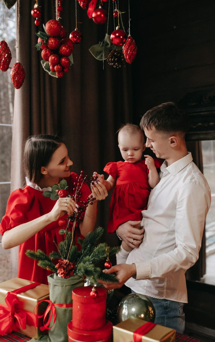 Материнство – это не только пополнение в семействе, но и возможность для творчества! В свободное от домашних забот время мамы-блогеры следят за процентным содержанием красоты в мире, учат подписчиков зарабатывать деньги и развивают собственный бизнес, основанный в декретные времена.