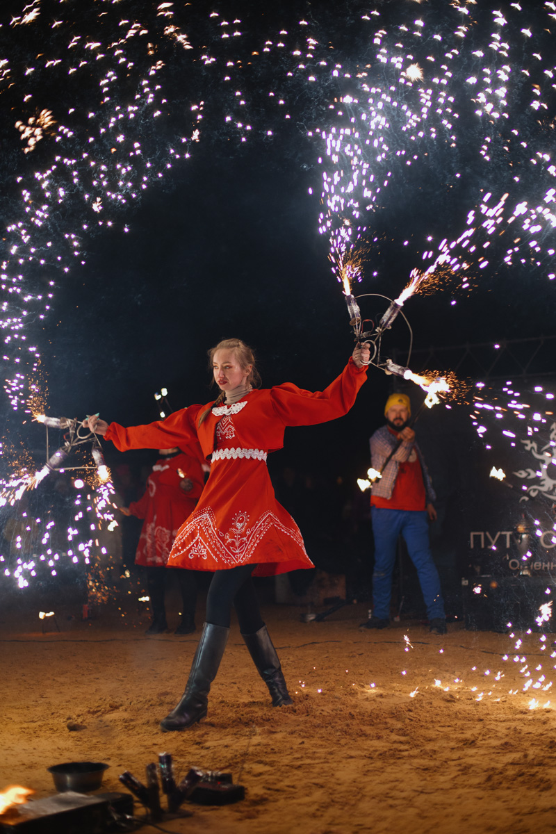 В этом году экоотель «Горячие ключи» отмечает ни много ни мало 20-летие со дня своего появления! И все это время его сотрудники ежедневно работают над улучшением сервиса, даря гостям великолепный отдых и незабываемые эмоции!