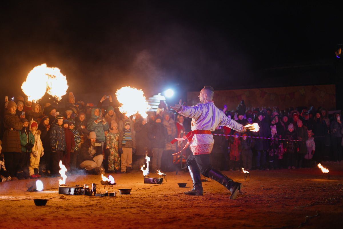 В этом году экоотель «Горячие ключи» отмечает ни много ни мало 20-летие со дня своего появления! И все это время его сотрудники ежедневно работают над улучшением сервиса, даря гостям великолепный отдых и незабываемые эмоции!