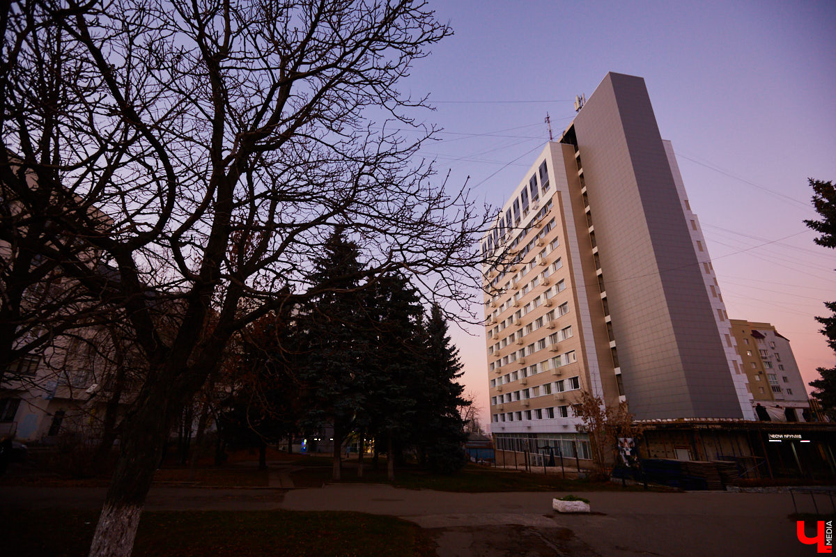 Областной центр стремительно меняет свое лицо. Хорошо это или плохо – каждый решает сам. Но всегда интересно сравнить, как было и как стало. Чем мы и занялись. Предлагаем вашему вниманию топ-5 самых заметных городских изменений за последнее время.