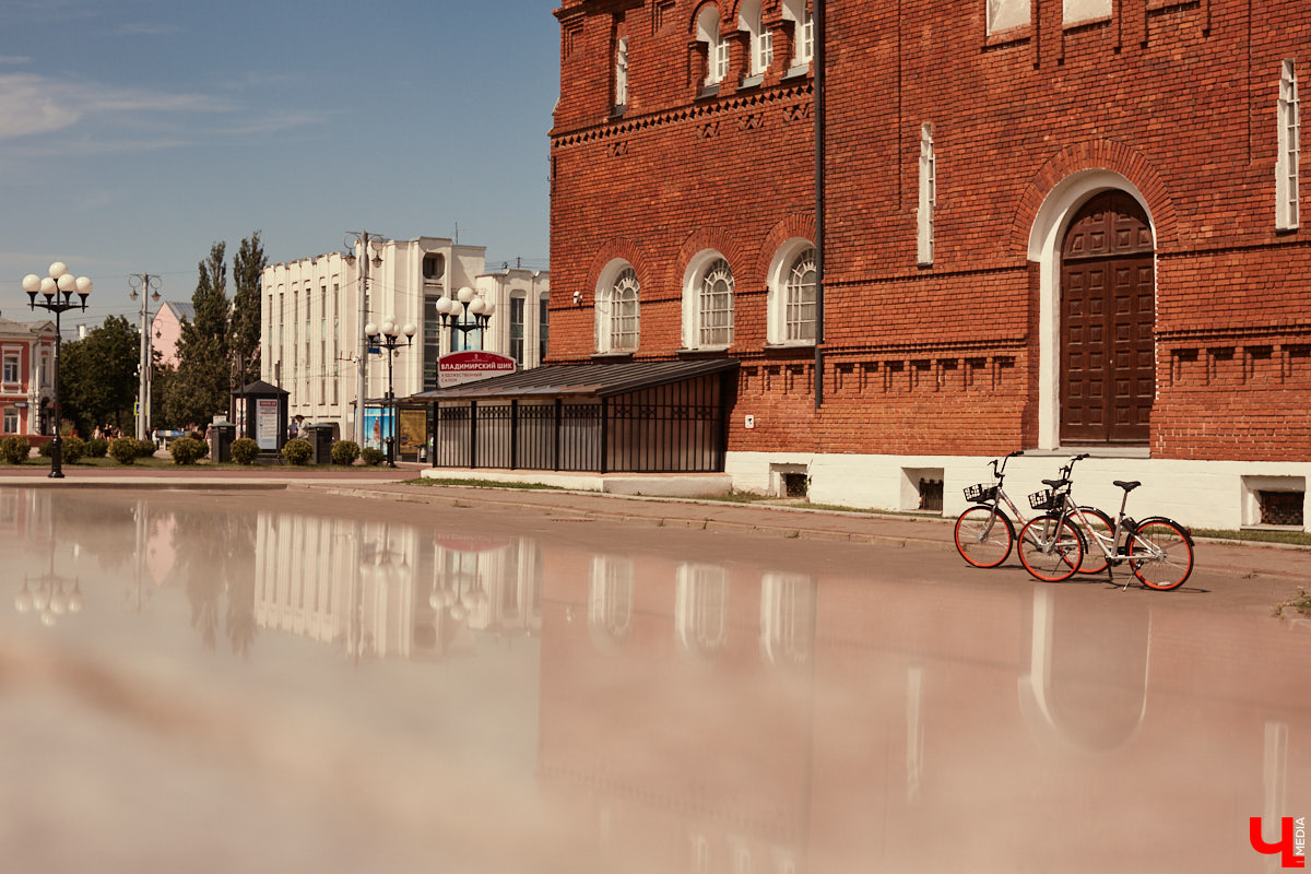 Какие шеринговые новшества ожидают нас в новом сезоне? Вот такие: Lucky Bike уходит из областного центра. Вчера компания сообщила об этом в группе франшизы «ВКонтакте» и представила пользователям новый кикшеринг-сервис.