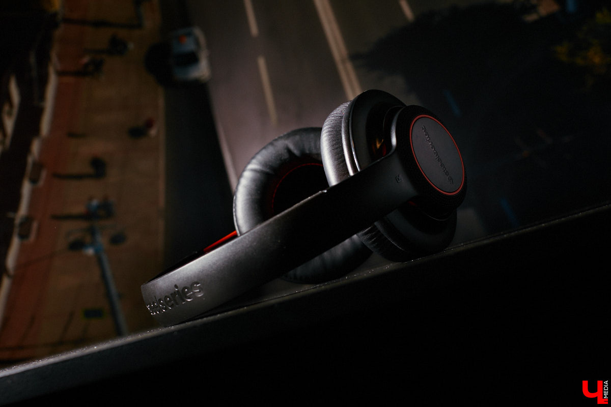 Виниловая комната, виниловый клуб, более 5000 виниловых пластинок зарубежного и отечественного выпуска. Перечисленные ретро-радости доступны «не только лишь всем». Для того чтобы стать частью музыкального комьюнити и получить доступ к раритетам, необходимо пройти обряд посвящения… Оформить читательский билет во Владимирской областной библиотеке для детей и молодежи.