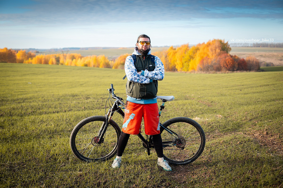 Асфальт вышел из-под луж, пора стряхнуть пыль с двухколесного коня и отправляться в путь! Субботним днем 30 апреля владимирские велосипедисты откроют сезон покатушек масштабным городским пробегом, а 8 мая отправятся в путешествие до Коврова. Какие еще приключения готовит любителям активного отдыха новый сезон?