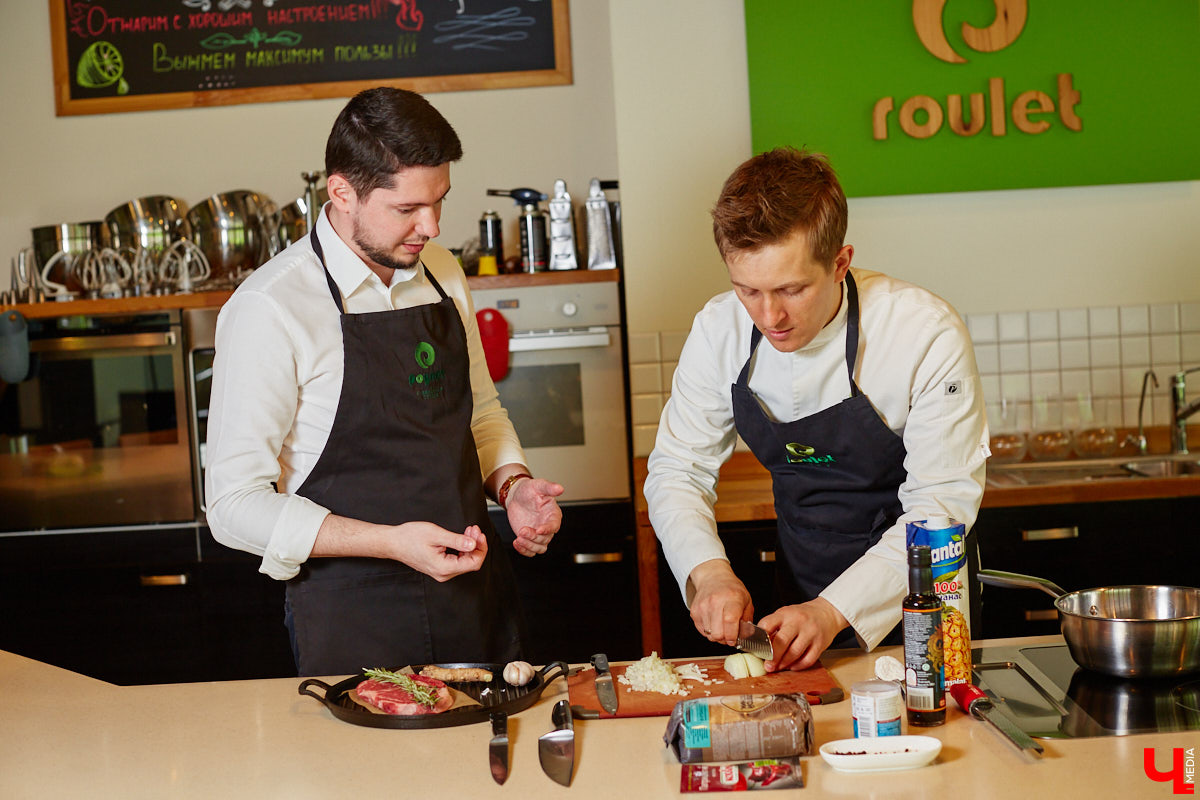 Ингредиенты всех стран объединились в бомбический соус для барбекю. Теперь майские каникулы пройдут у вас со вкусом огненного стейка, копченой паприки и экзотического микса специй!