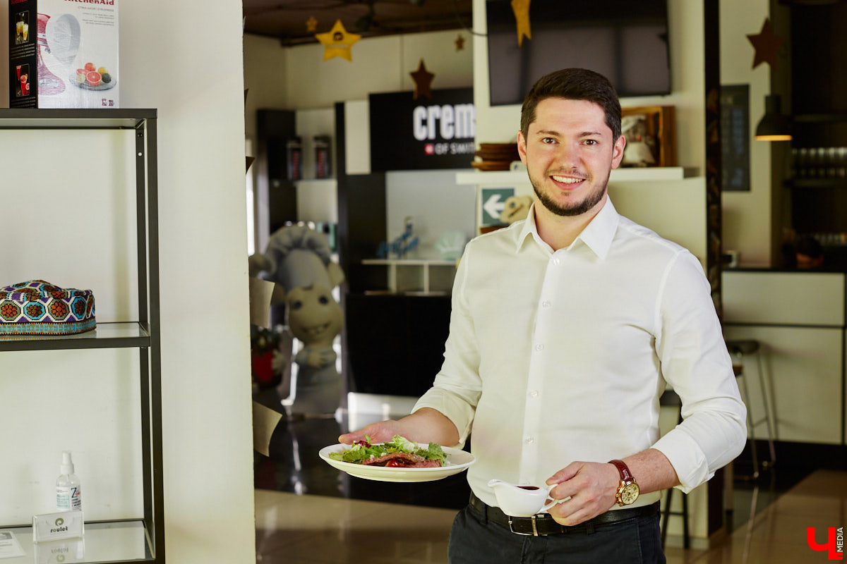 Ингредиенты всех стран объединились в бомбический соус для барбекю. Теперь майские каникулы пройдут у вас со вкусом огненного стейка, копченой паприки и экзотического микса специй!