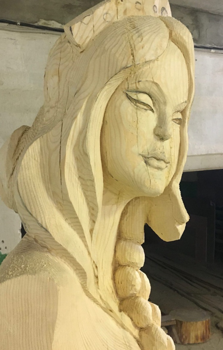 Владимирская область славится творческими и неординарными людьми, многие из которых посвящают свою жизнь развитию региона. Например, Дмитрий Тимошенков из Коврова решил открыть частный музей крестьянского быта и истории СССР, скульптор Игорь Володин украшает своими работами парк «Сказка» в Гусь-Хрустальном, а меценат Евгений Федоров пополняет Музей меди и латуни в Киржаче уникальными экспонатами.