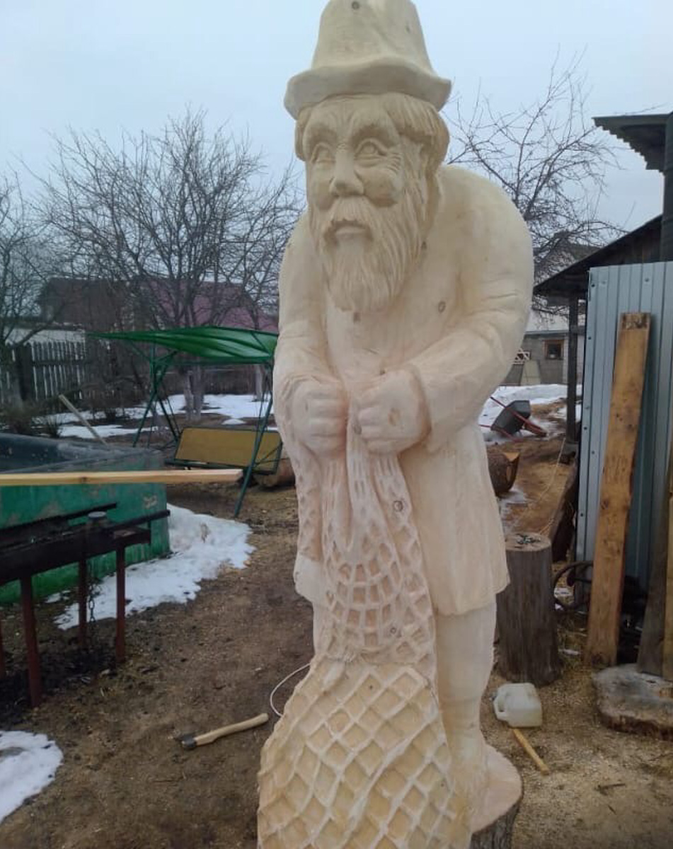 Владимирская область славится творческими и неординарными людьми, многие из которых посвящают свою жизнь развитию региона. Например, Дмитрий Тимошенков из Коврова решил открыть частный музей крестьянского быта и истории СССР, скульптор Игорь Володин украшает своими работами парк «Сказка» в Гусь-Хрустальном, а меценат Евгений Федоров пополняет Музей меди и латуни в Киржаче уникальными экспонатами.