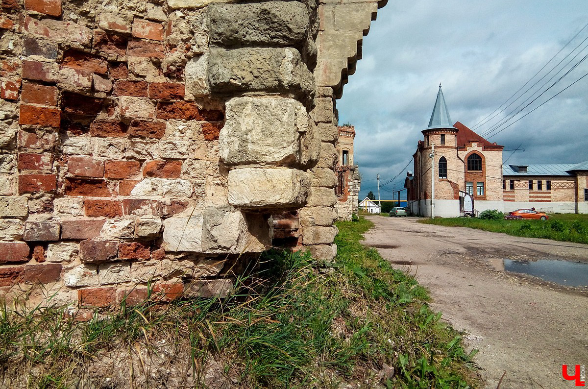 Пора снова поговорить про восстановление усадьбы в Муромцево. Не исключено, что на ее территории может расположиться и частная гостиница. А в павильоне «Галера» в Центральном парке вскоре будут проходить выставки, концерты, спектакли, творческие вечера, возможно, даже в формате тусовки. Руководство ВСМЗ подробнее рассказало о своих планах.