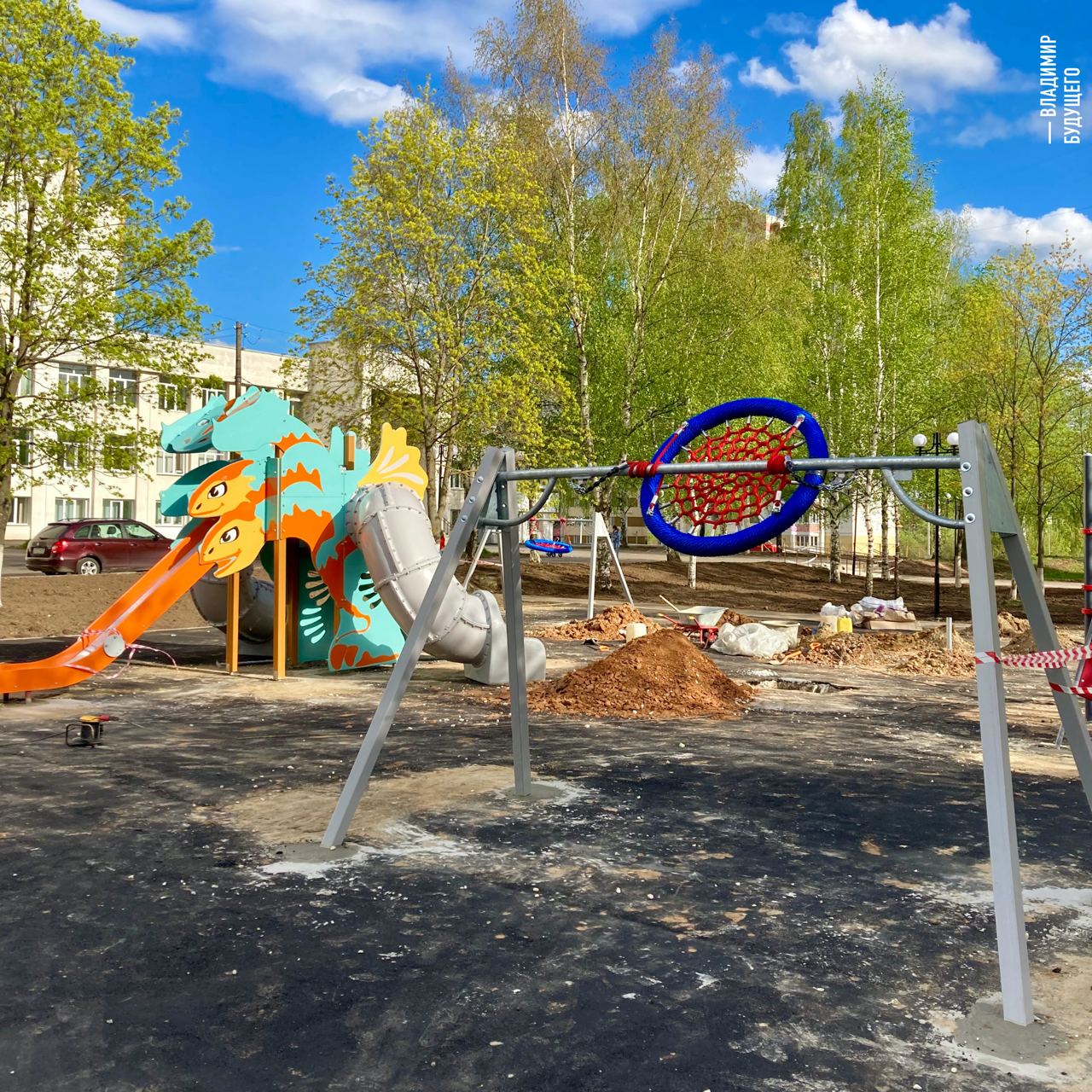 «Ключ-Медиа» собрал для вас обзор городских благоустройств с отремонтированными дворами, зелеными зонами, новыми локациями для отдыха и сотнями тысяч цветов!