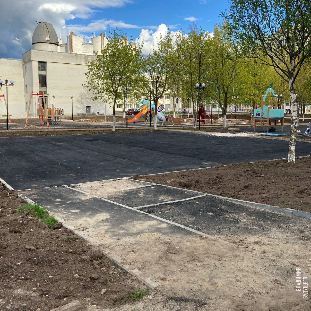 «Ключ-Медиа» собрал для вас обзор городских благоустройств с отремонтированными дворами, зелеными зонами, новыми локациями для отдыха и сотнями тысяч цветов!