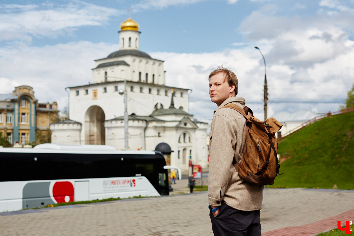 Увидеть, чтобы понять: кто знакомит Владимир с театральными экспериментами, зачем они нужны, и как отличить искусство от трэша?