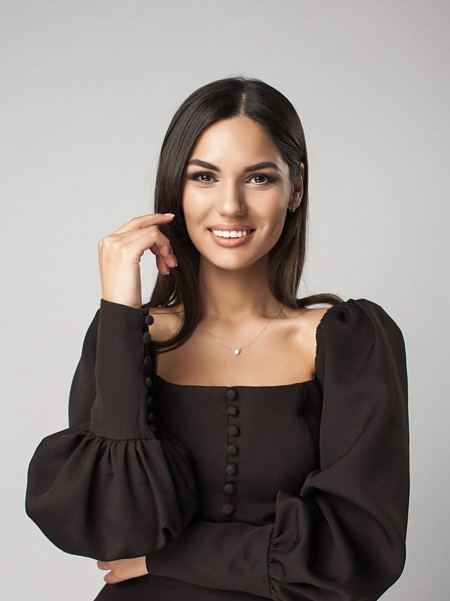 Владимирский визажист Маргарита Лушкина о том, как за пять лет стать селебрити-визажистом, переехать на Рублёвку и устроиться в один из самых престижных салонов столицы.