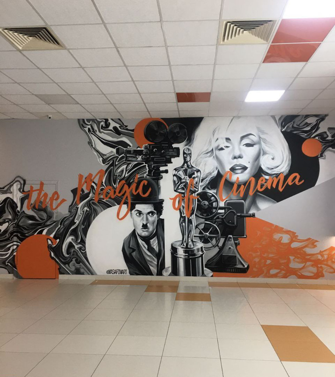 Финансовые трудности после ковида, попавшие под санкции фильмы, продаваемое на «Авито» здание кинотеатра. «РусьКино» справится с кризисной ситуацией или закроет двери навсегда?