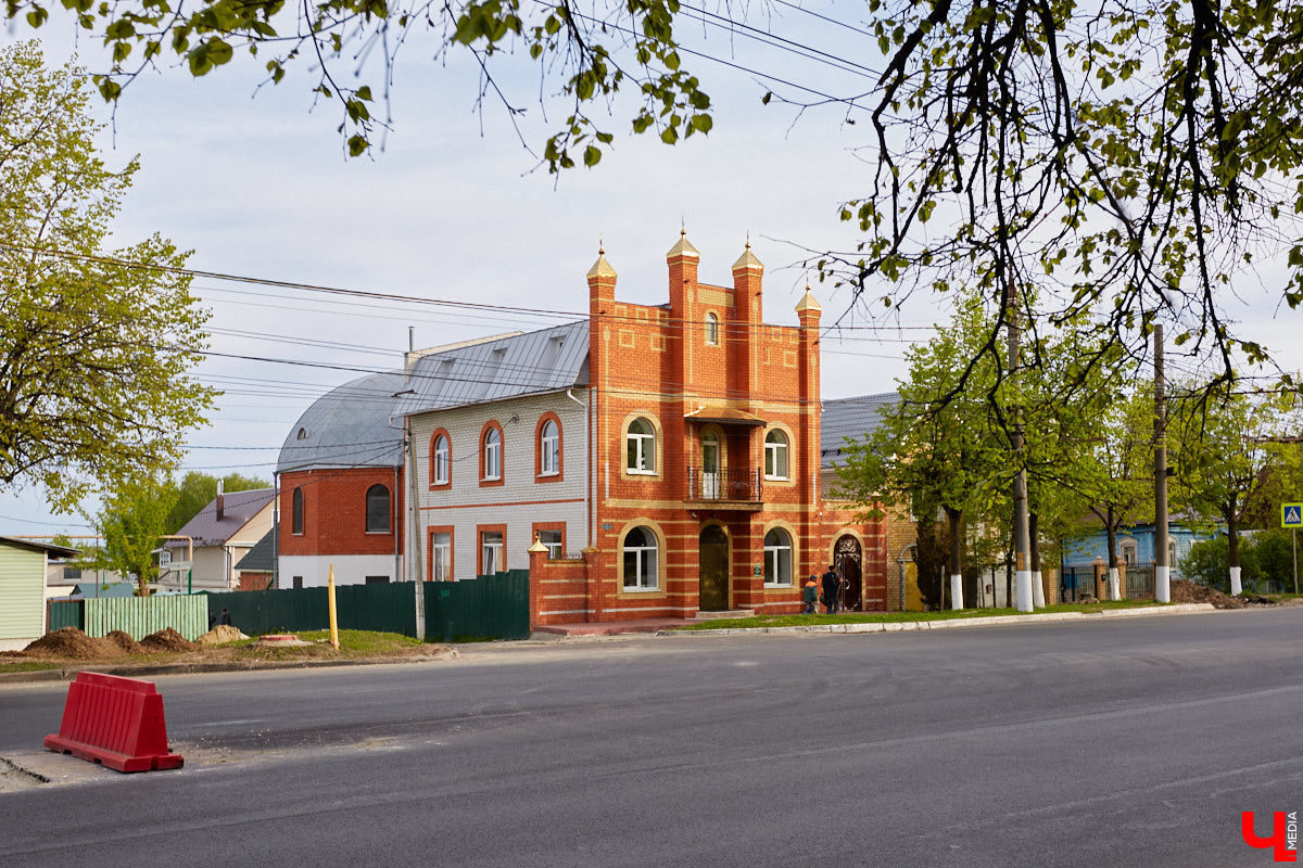 20 мая 1950 года ко Владимиру были присоединены два старинных села – Красное и Доброе. Сейчас этот спальный район, кроме многоэтажных домов, имеет богатую инфраструктуру. Некоторые из объектов – либо самые большие, либо вообще единственные в городе. Поэтому давайте вспомним сегодня выдающиеся рекорды Доброго.