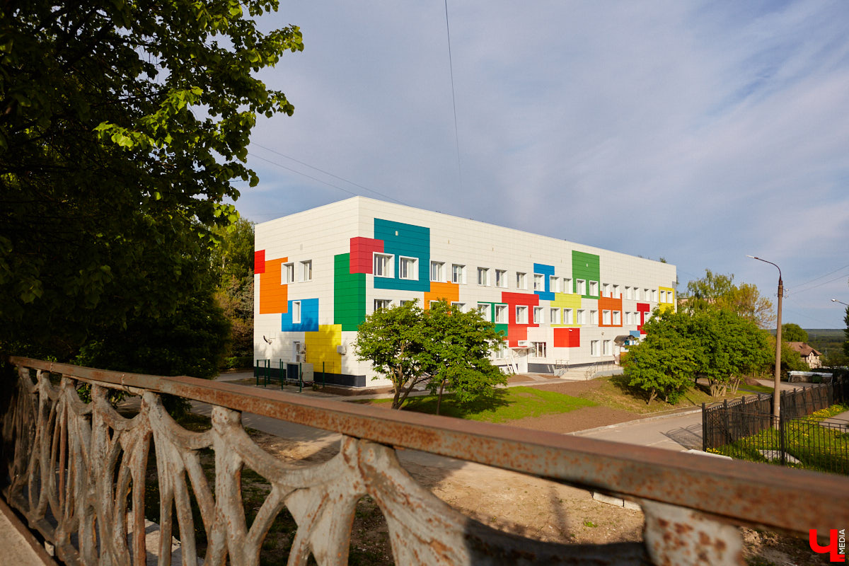 20 мая 1950 года ко Владимиру были присоединены два старинных села – Красное и Доброе. Сейчас этот спальный район, кроме многоэтажных домов, имеет богатую инфраструктуру. Некоторые из объектов – либо самые большие, либо вообще единственные в городе. Поэтому давайте вспомним сегодня выдающиеся рекорды Доброго.